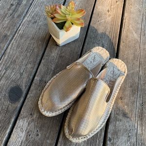 DV metallic gold Espadrilles